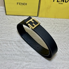 FENDl (芬迪)宽40MM双面原版小牛皮 搭配单钌钯电镀扣 完美的手感.油边 出众的设计.风格 高贵奢华 时尚大方 FENDl (芬迪)宽40MM双面原版小牛皮 搭配单钌钯电镀扣 完美的手感.油边 出众的设计.风格 高贵奢华 时尚大方