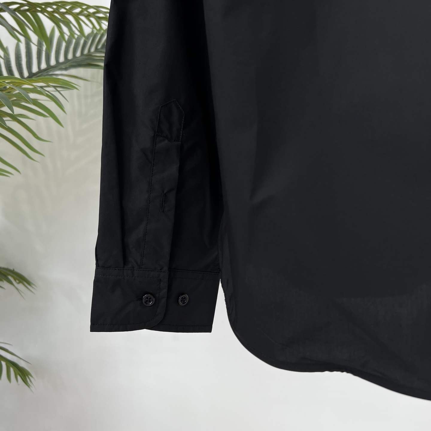 Fashion Review: Jil Sander 25SS Special Steel Ring Shirt in Black and White - 图片 9