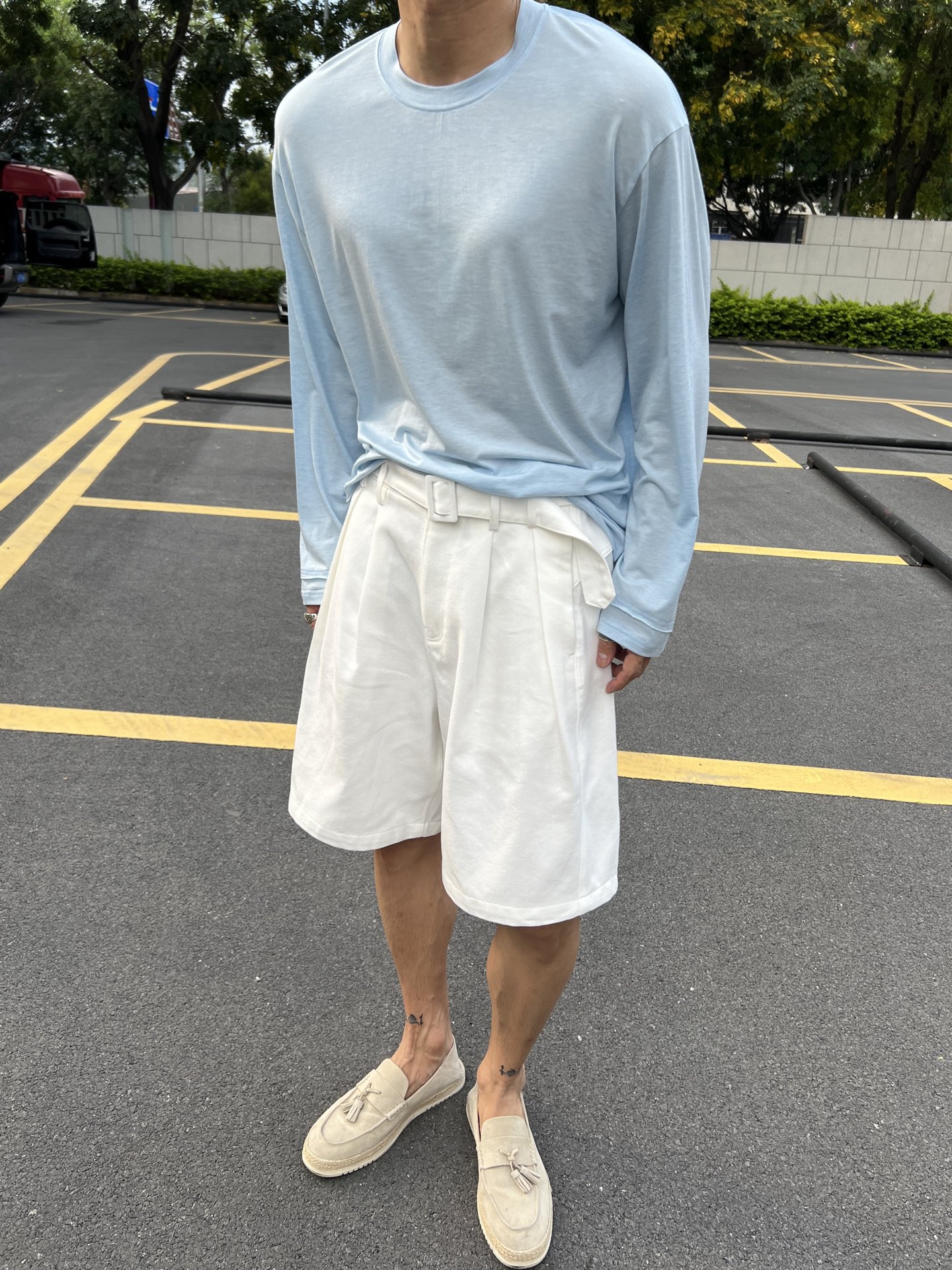 New Jil Sander Plus Summer Shorts: Easy, Wide-Legged Design in Tibetan & White, M-2XL - 图片 3