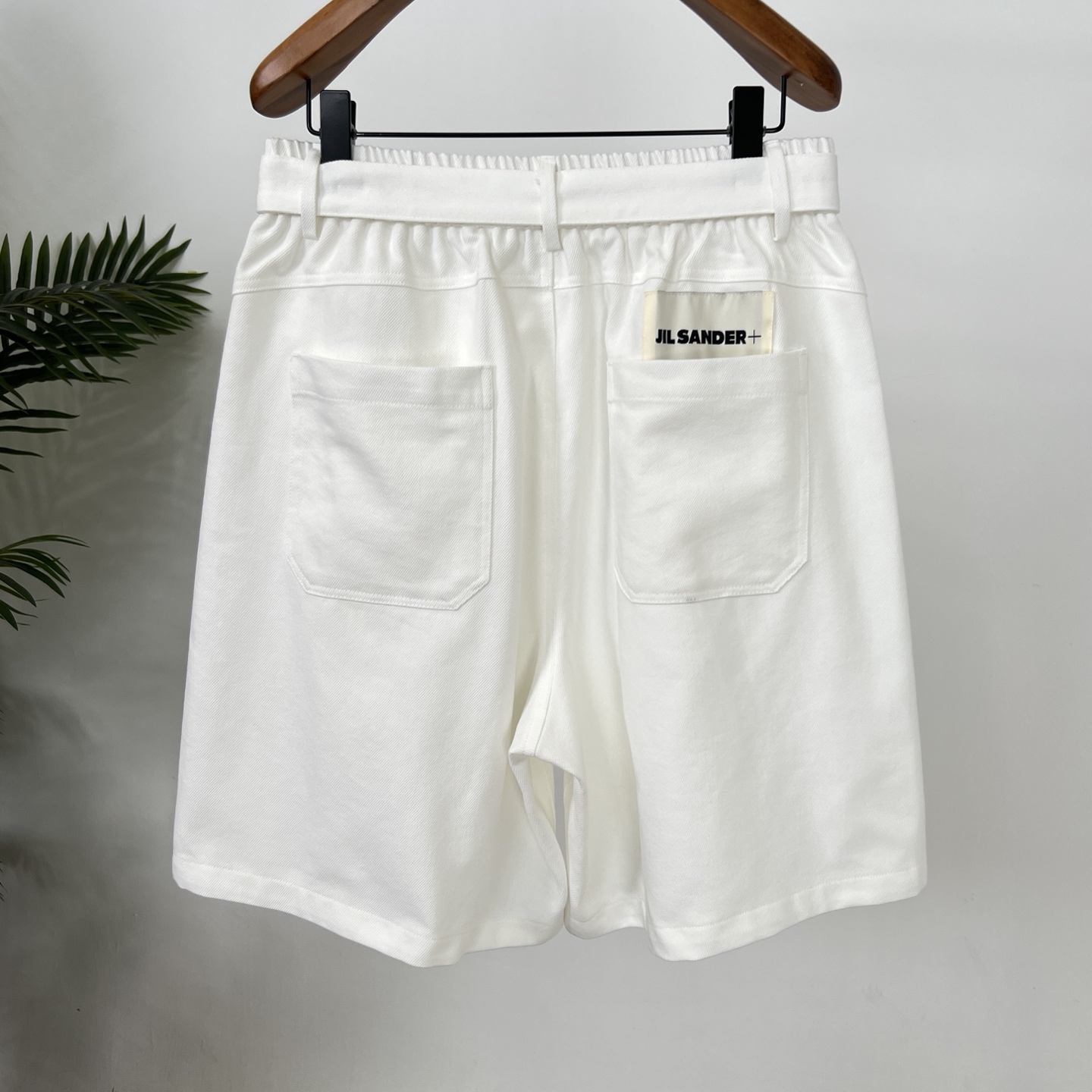 New Jil Sander Plus Summer Shorts: Easy, Wide-Legged Design in Tibetan & White, M-2XL - 图片 8
