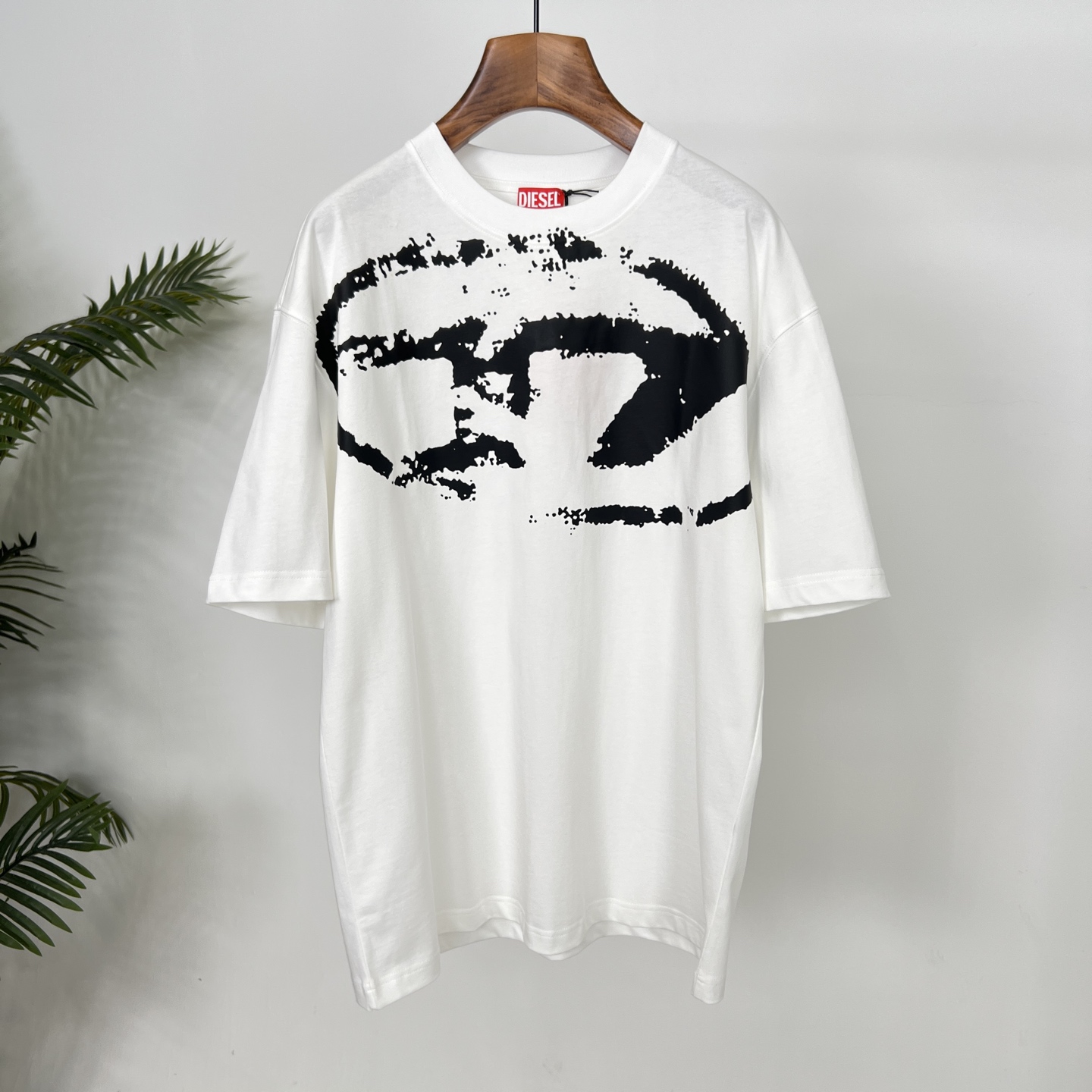 DIESEL Summer Logo Print Cotton T-shirts: Stylish, Unisex, Various Colors and Sizes - 图片 4