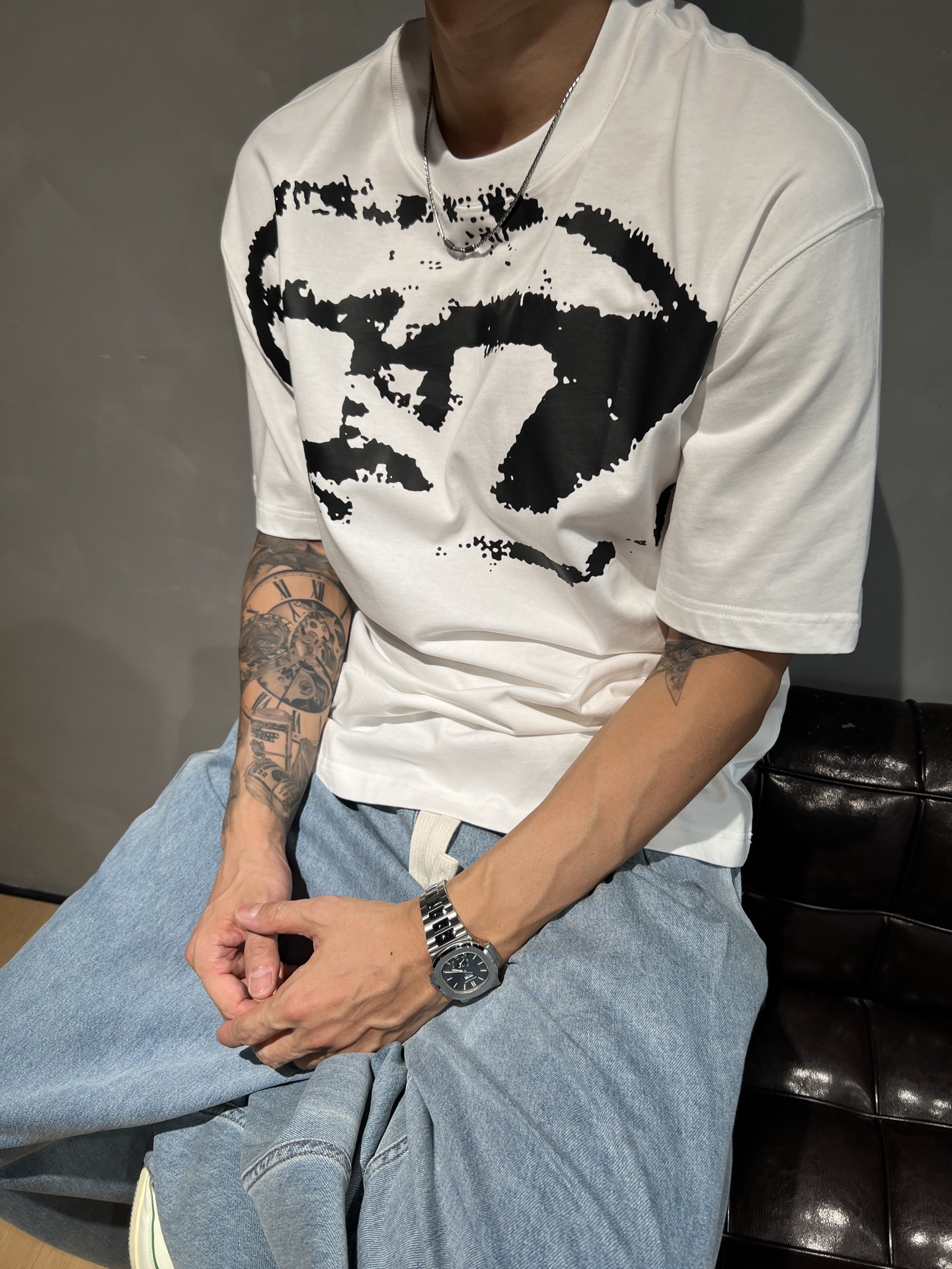 DIESEL Summer Logo Print Cotton T-shirts: Stylish, Unisex, Various Colors and Sizes - 图片 2