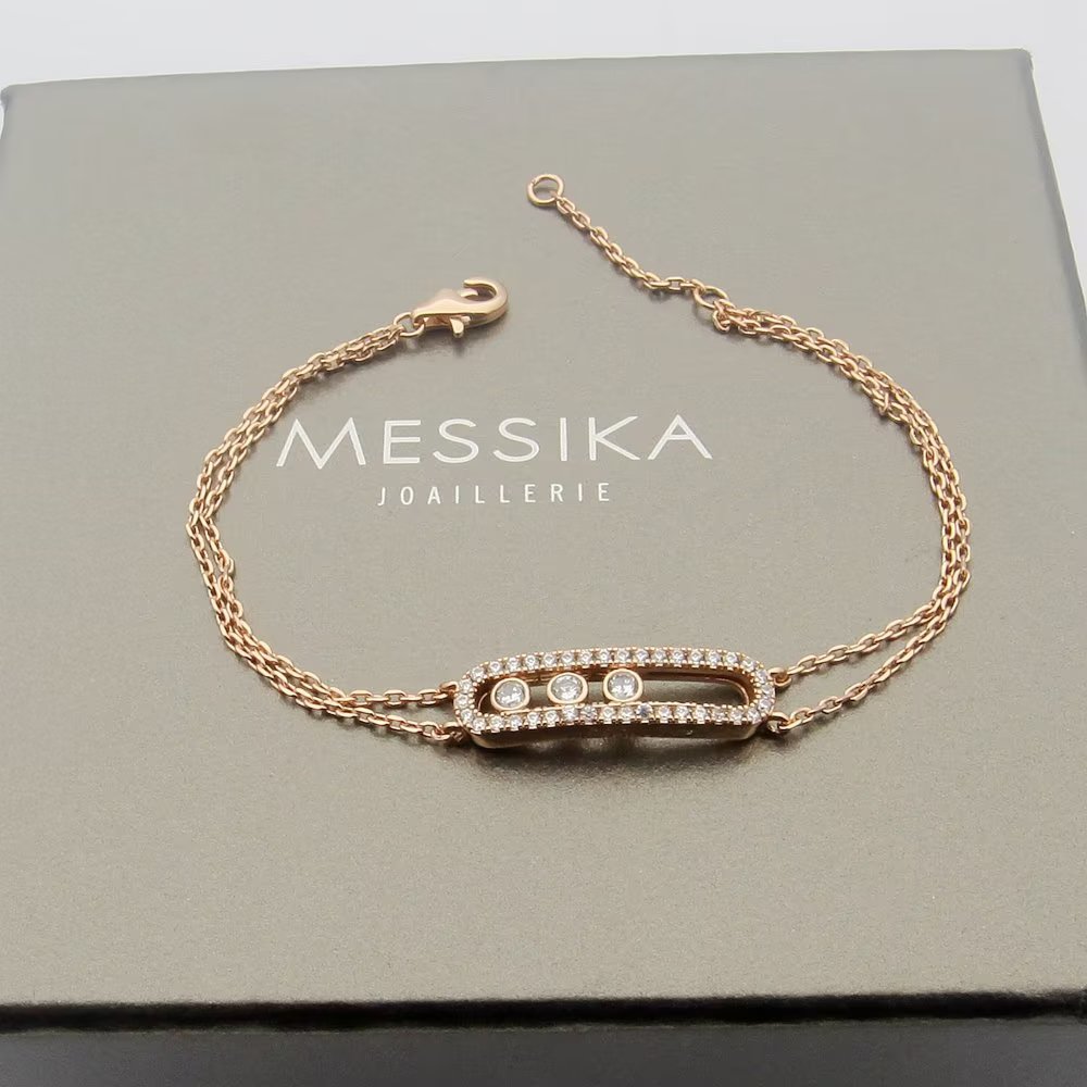 ❤️90包邮/原单代购级别
👄Messika 梅西卡手链三钻滑动双层手链 亚金材质电镀18k金 超赞工艺 百搭 夏日简约风 白金 黄金 玫瑰金
满钻手链 