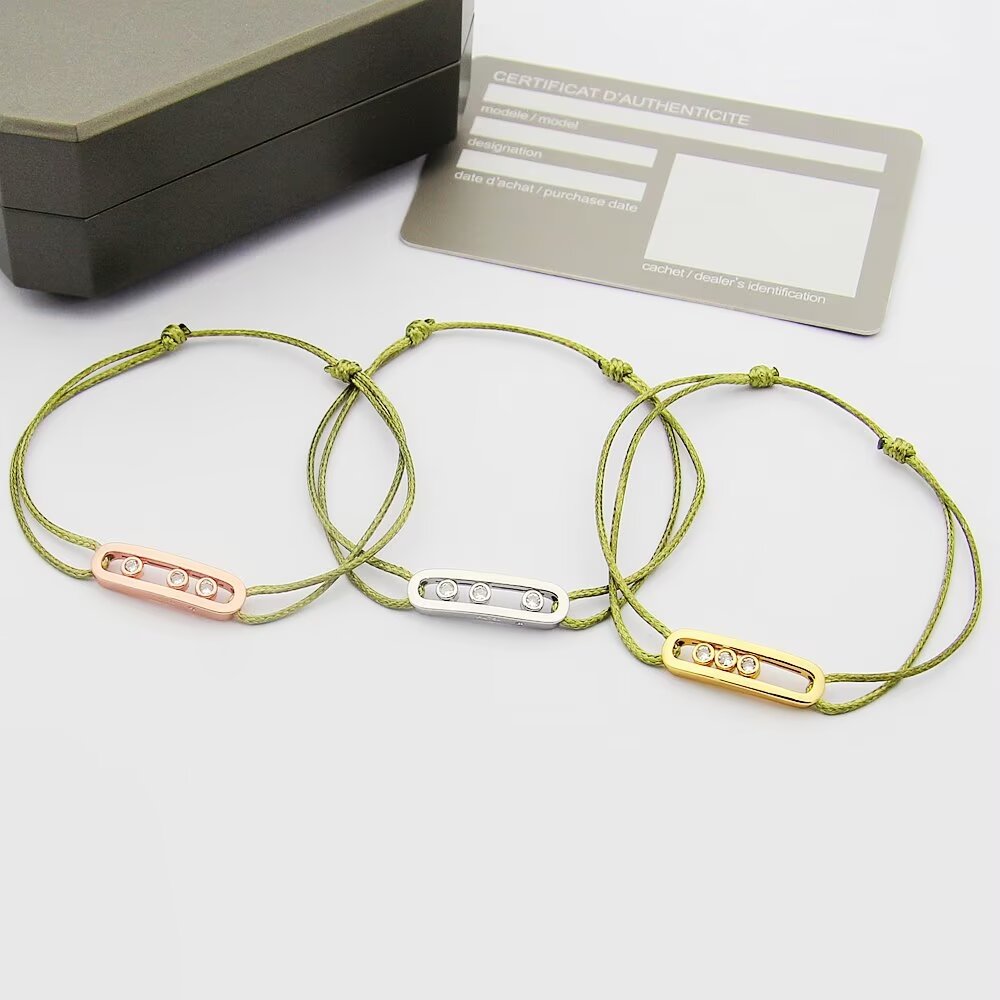 ❤️85包邮/原单代购级别
Messika新款全新梅西卡手链手绳推出精致多色绳圈手链系列，多色绳圈搭配一颗明亮式切割滑动钻石于腕间注入摩登意趣，彰显出众个性多色选