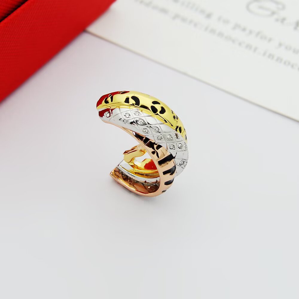 Cartier 150 单边耳夹Cartier卡地亚三环耳夹三色豹纹耳夹呈献全新TRINITY系列作品
