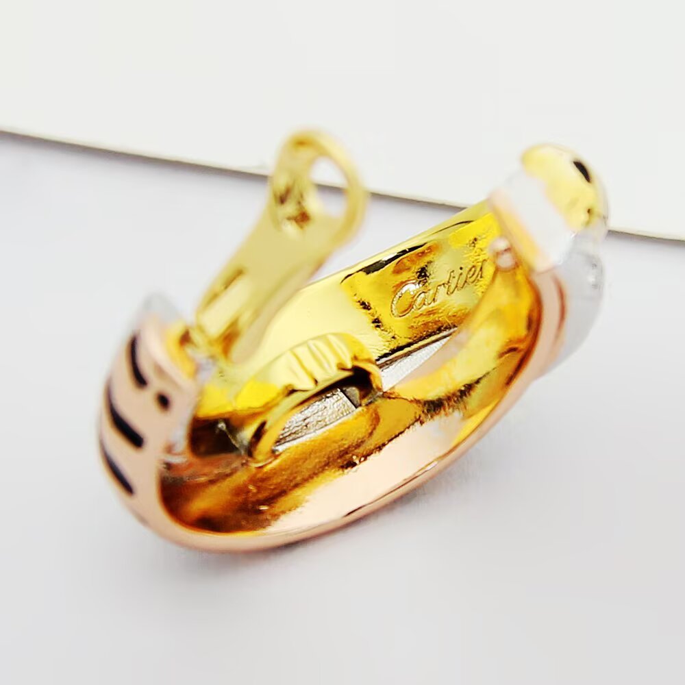 Cartier 150 单边耳夹Cartier卡地亚三环耳夹三色豹纹耳夹呈献全新TRINITY系列作品