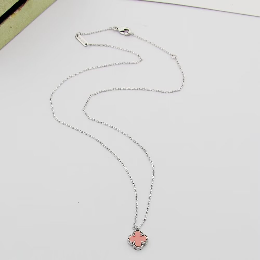 Van Cleef & Arpels Haute Couture Haute Joaillerie Fine Jewelry Earrings 3