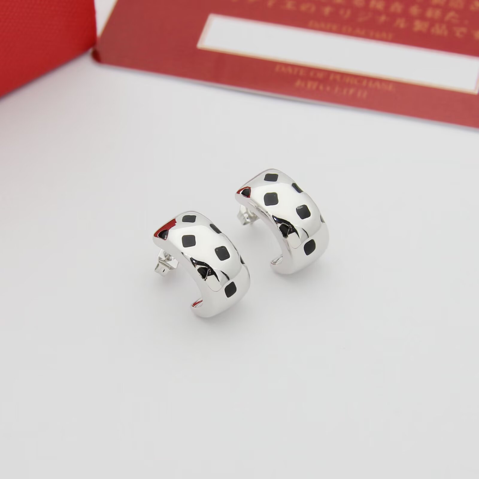 Cartier Cartier卡地亚 豹纹耳钉 款 亚金版本电镀厚金奢华耳钉 女神 显脸瘦三
