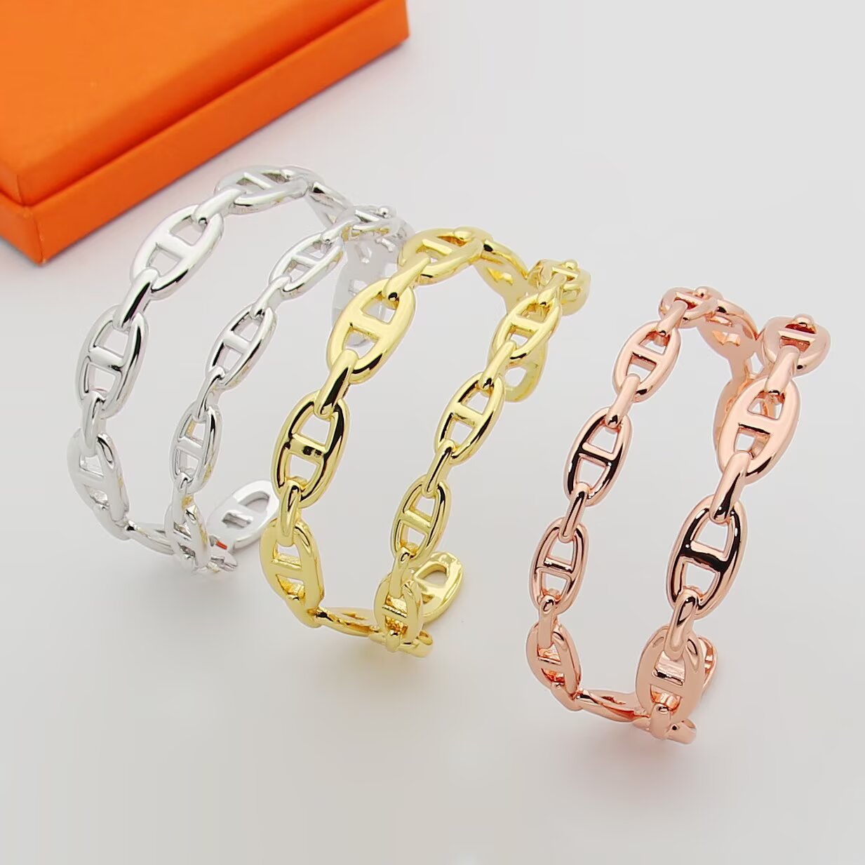 Hermes Chaine d Ancre Enchainee bracelet Sterling silver silver-toned metal no gemstones One Size adjustable open cuff