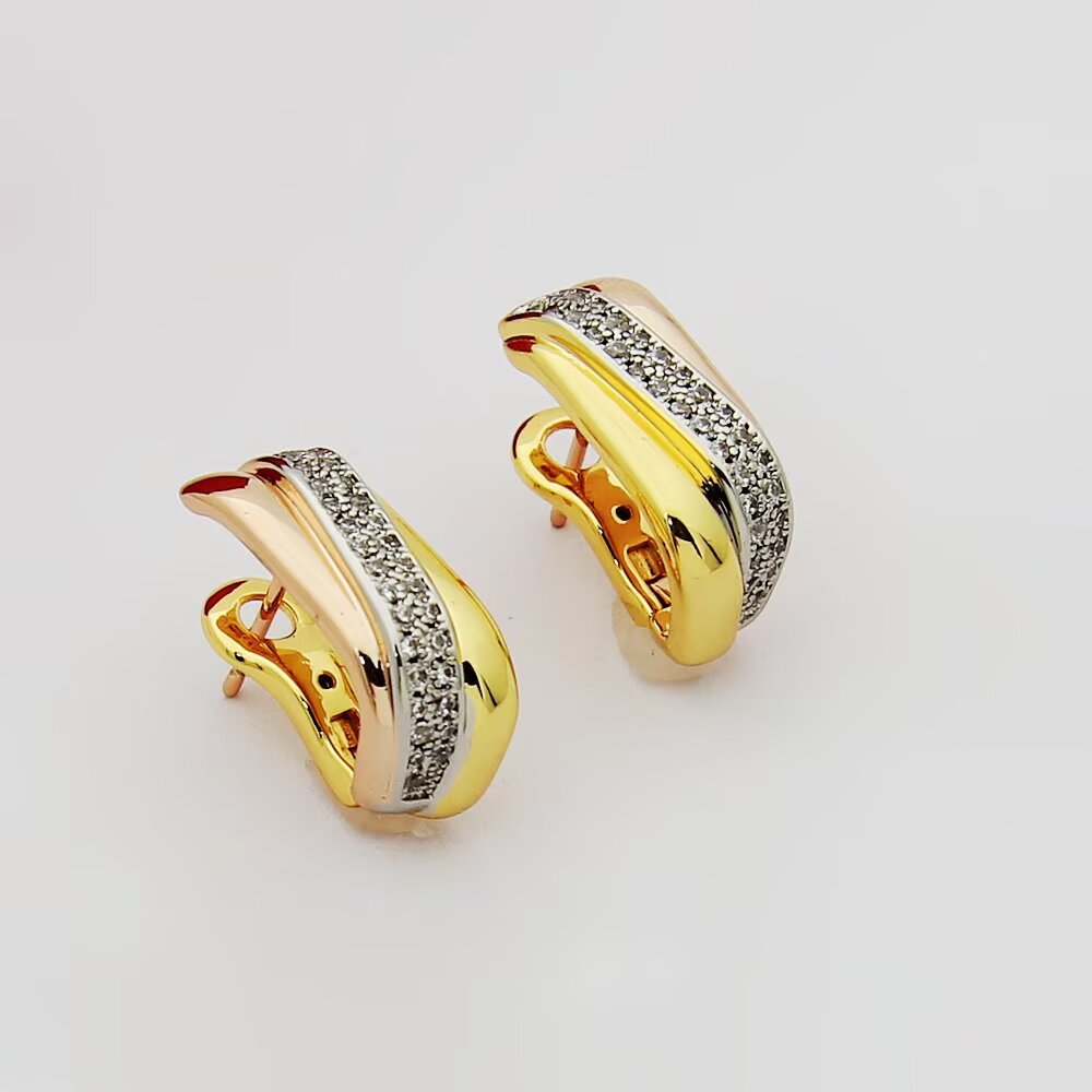 Cartier Cartier卡地亚方型三色三环耳钉。亚金材质 精工版本 小巧百搭 logo 电镀18k金 三色耳钉