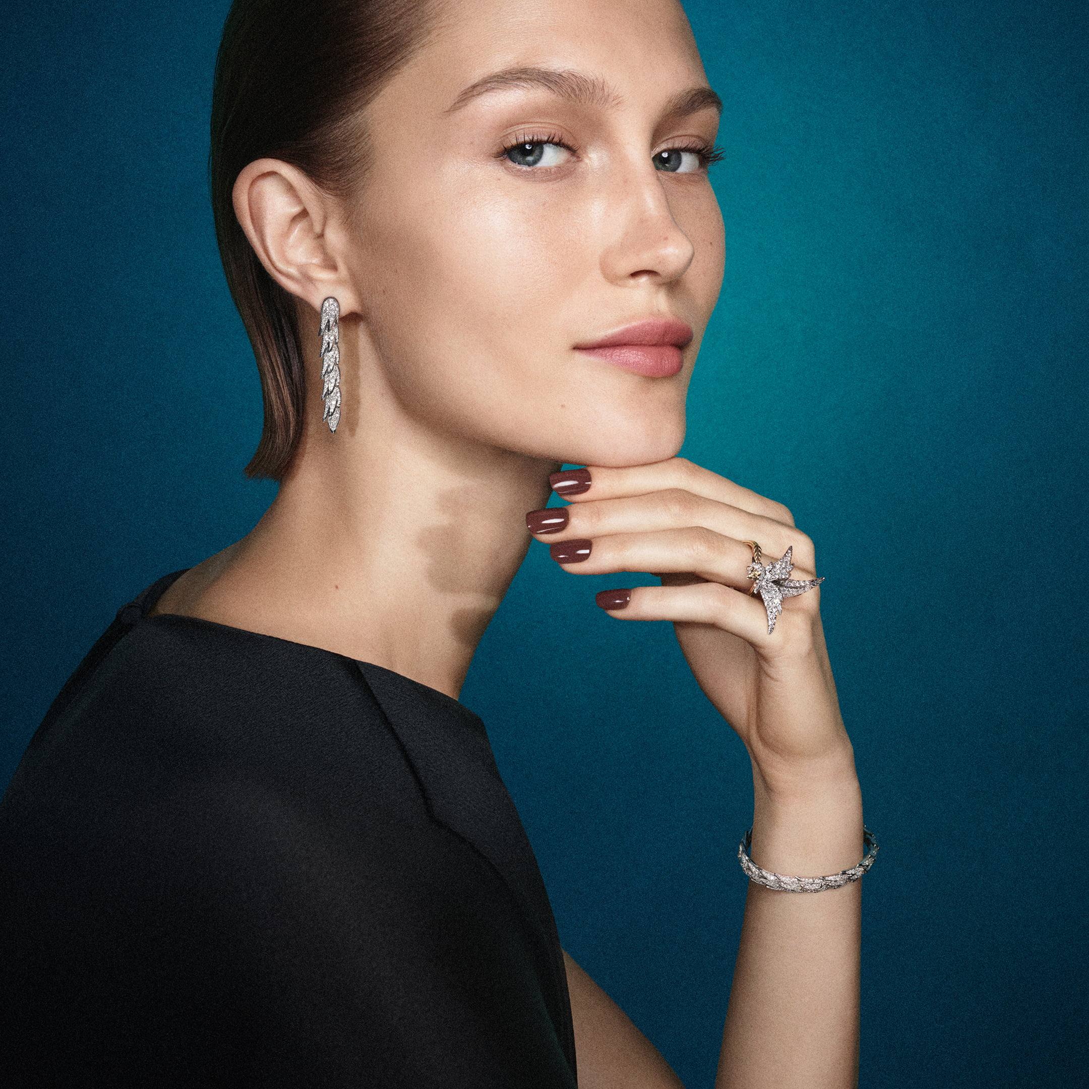 Tiffany & Co. Tiffany 蒂夫尼耳钉石上鸟系列羽毛耳钉，灵动羽翼耳坠飞羽耳