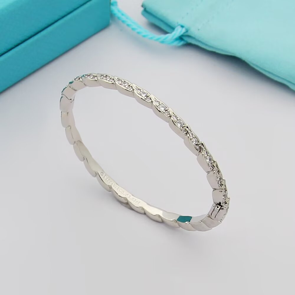Tiffany & Co. Tiffany蒂芙尼手镯石上鸟系列灵动羽翼窄式手镯 飞羽窄式手镯