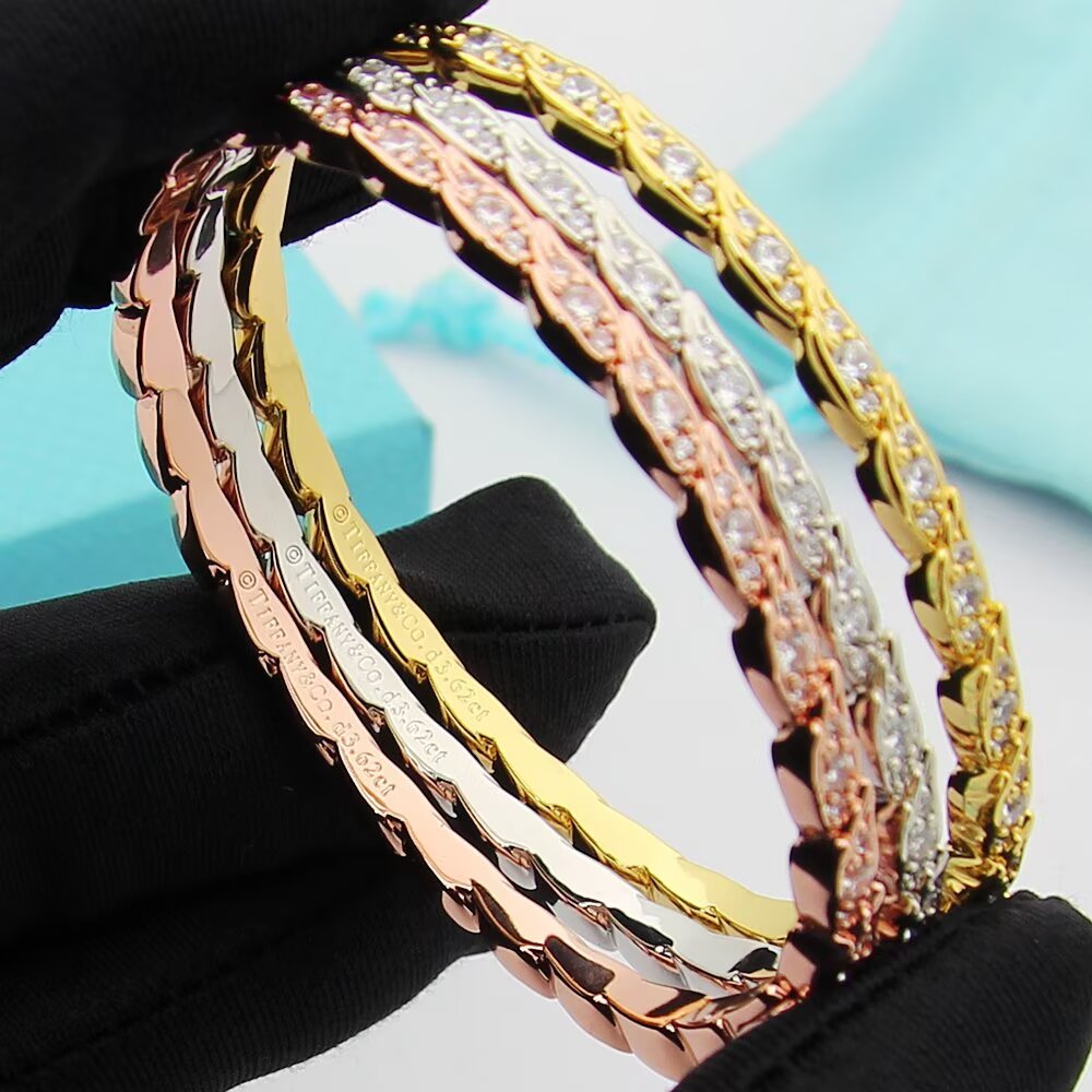 Tiffany & Co. Tiffany蒂芙尼手镯石上鸟系列灵动羽翼窄式手镯 飞羽窄式手镯