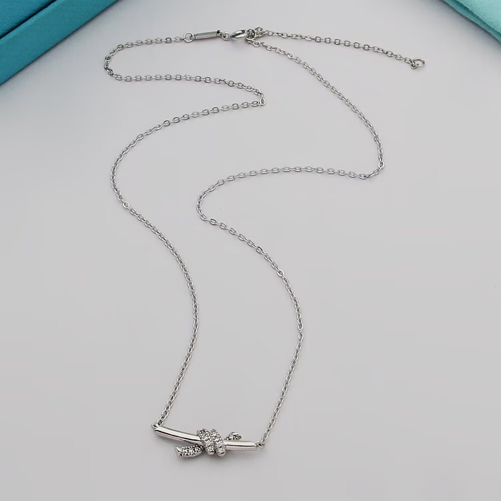Tiffany & Co. Tiffany蒂芙尼项链 knot缘系列迷你半钻打结项链