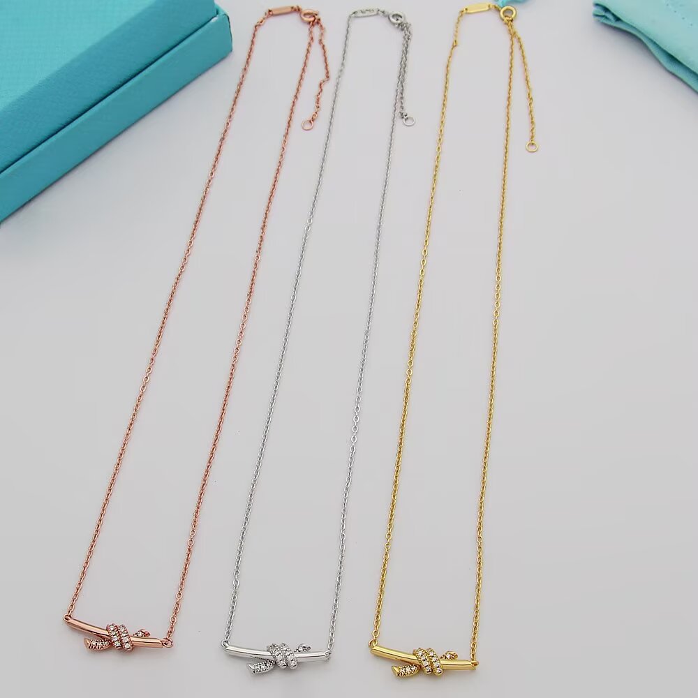 Tiffany & Co. Tiffany蒂芙尼项链 knot缘系列迷你半钻打结项链
