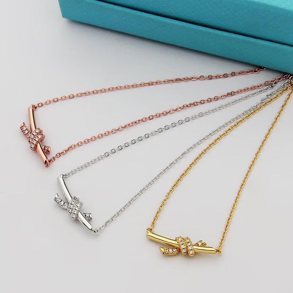 Tiffany & Co. Tiffany蒂芙尼项链 knot缘系列迷你半钻打结项链