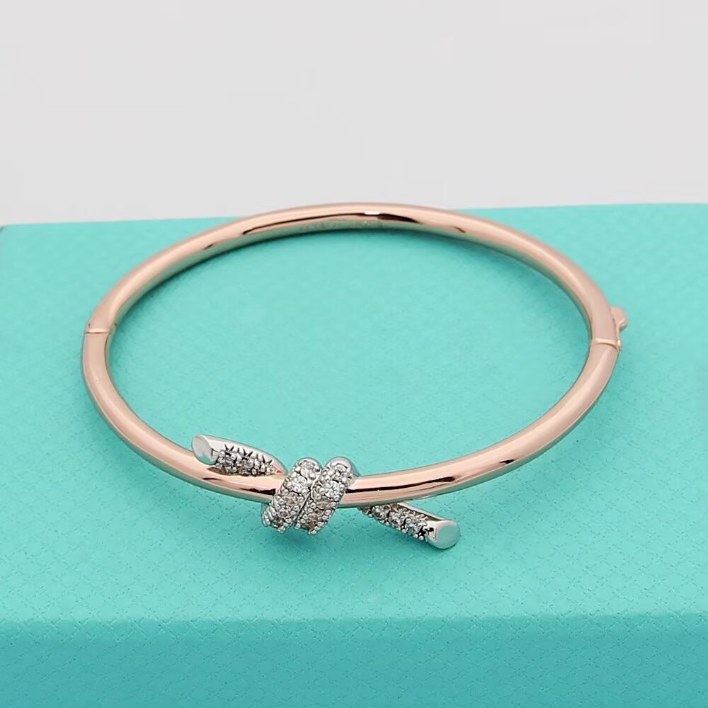 Tiffany & Co. tiff蒂芙尼手镯细版间钻打结手镯绳结手镯 亚金材质 带 分色电镀