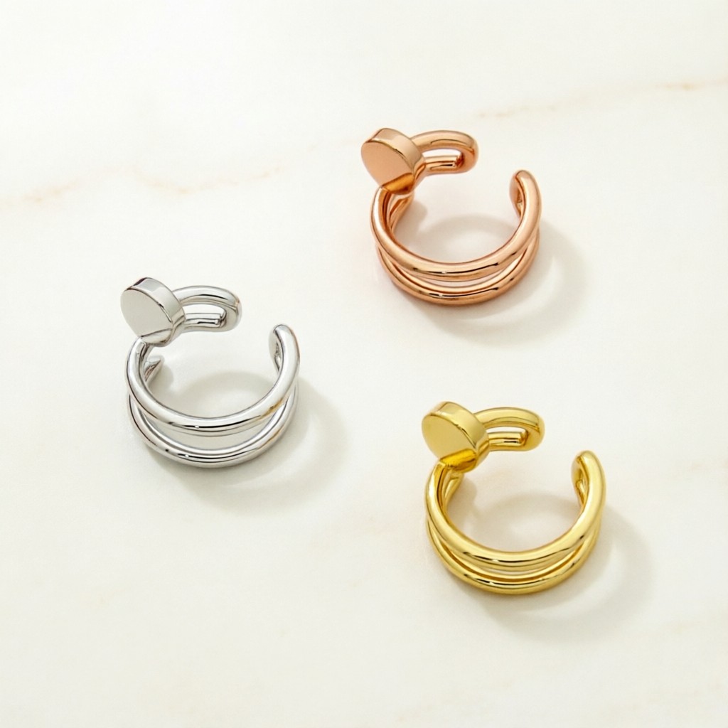 Cartier 卡地亚耳钉 单钉子耳夹耳扣 亚金材质，刻有logo 钉子耳扣