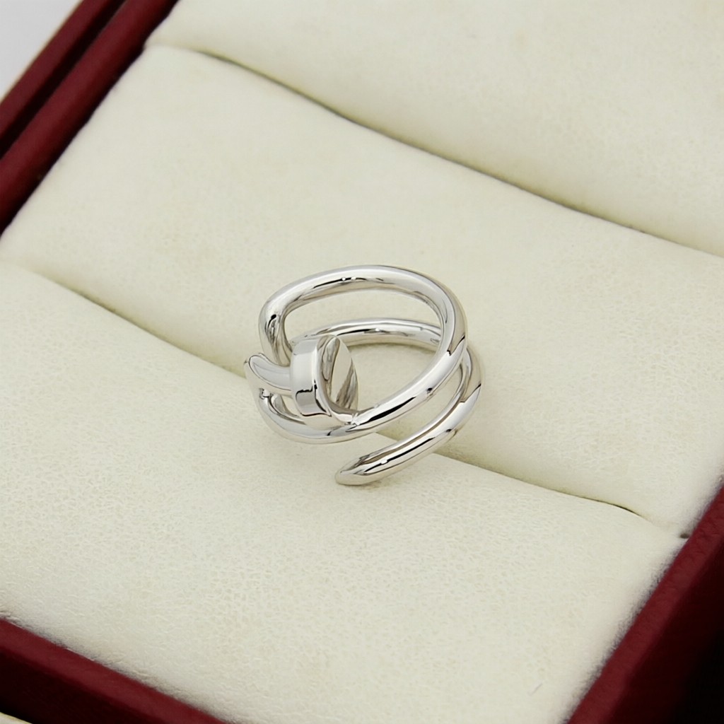 Cartier 卡地亚耳钉 单钉子耳夹耳扣 亚金材质，刻有logo 钉子耳扣