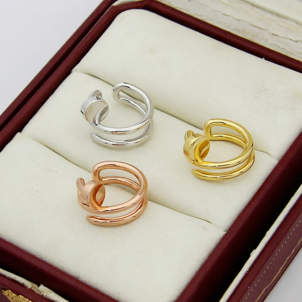 Cartier 卡地亚耳钉 单钉子耳夹耳扣 亚金材质，刻有logo 钉子耳扣