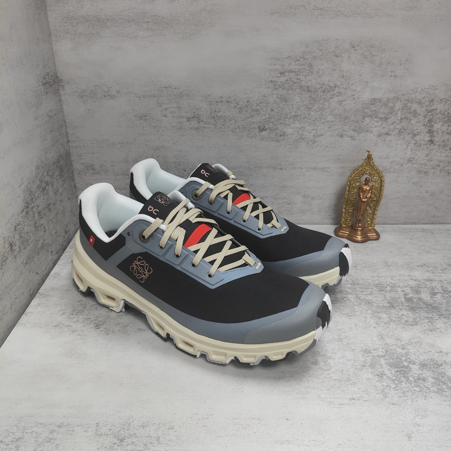 NO:284251,Real-price series On Cloudventure LOEWE Co-branded hiking shoes Size 36-45 (including half size), christian louboutin,loewe19860909实价 系列On 昂跑 Cloudventure LOEWE 联名登山鞋 尺码36-45（含半码）,,christian louboutin,loewe,Men's shoes