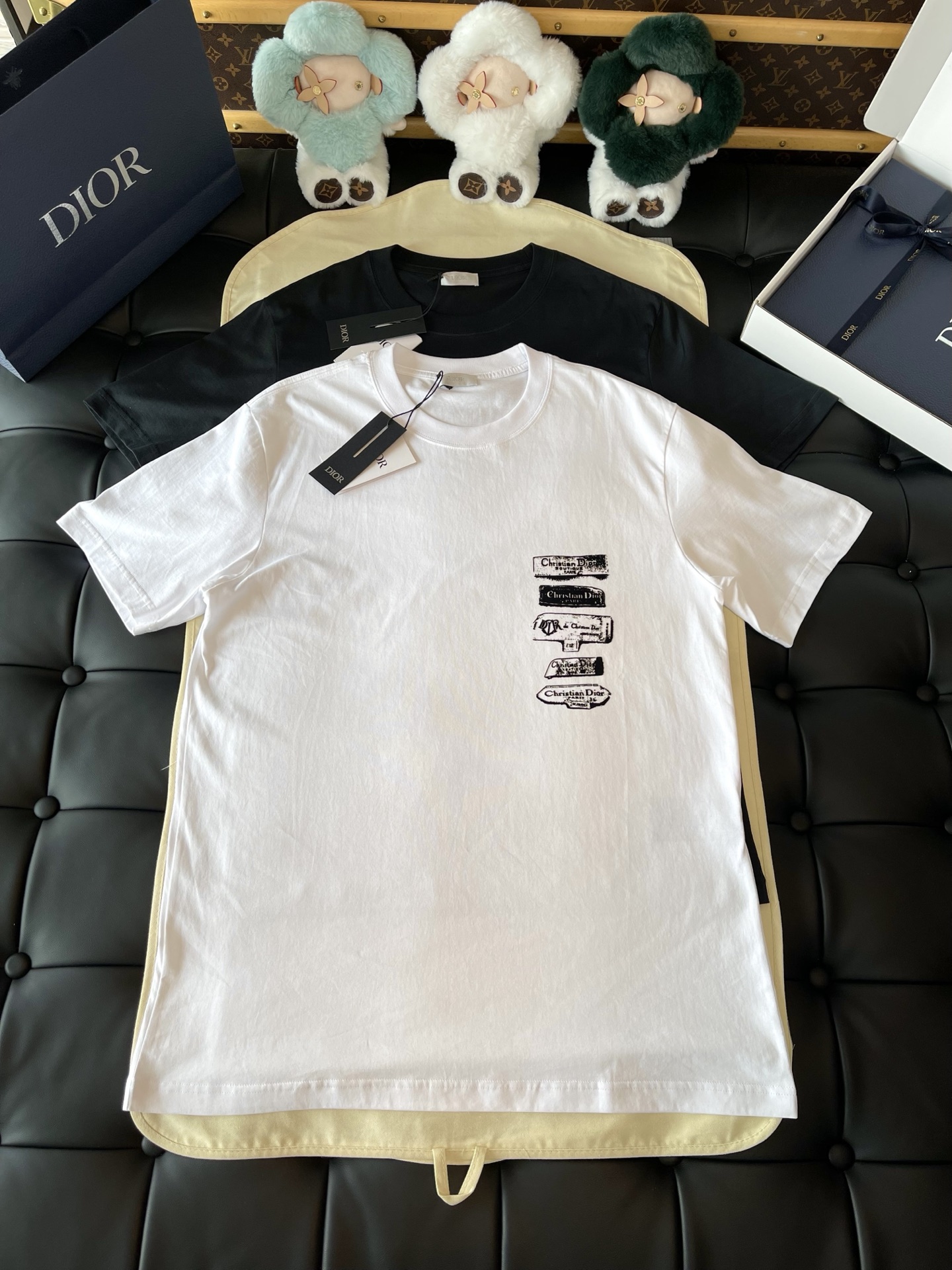 两个色发售
同步专柜配色‼