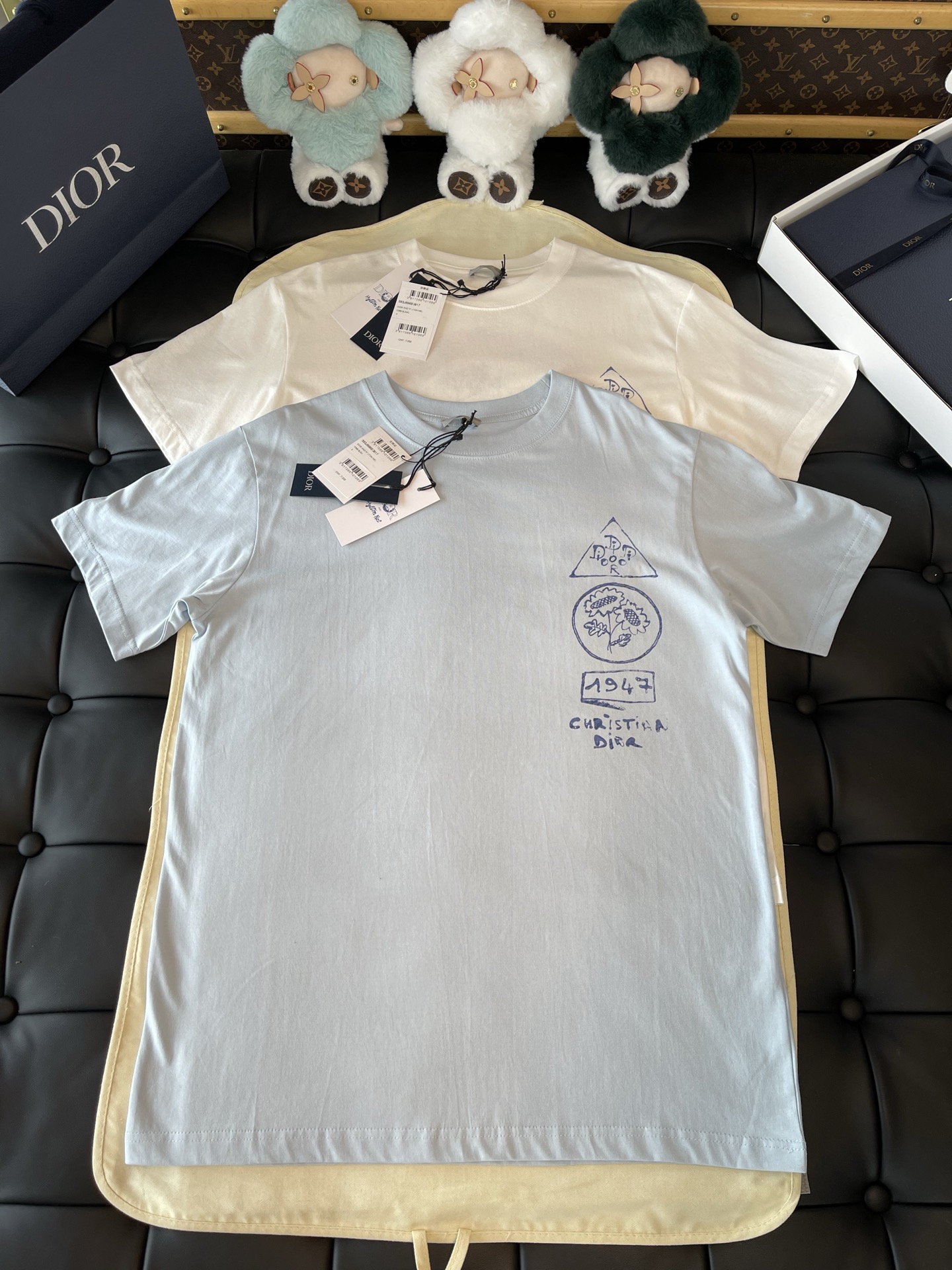 两个色发售
同步专柜配色‼