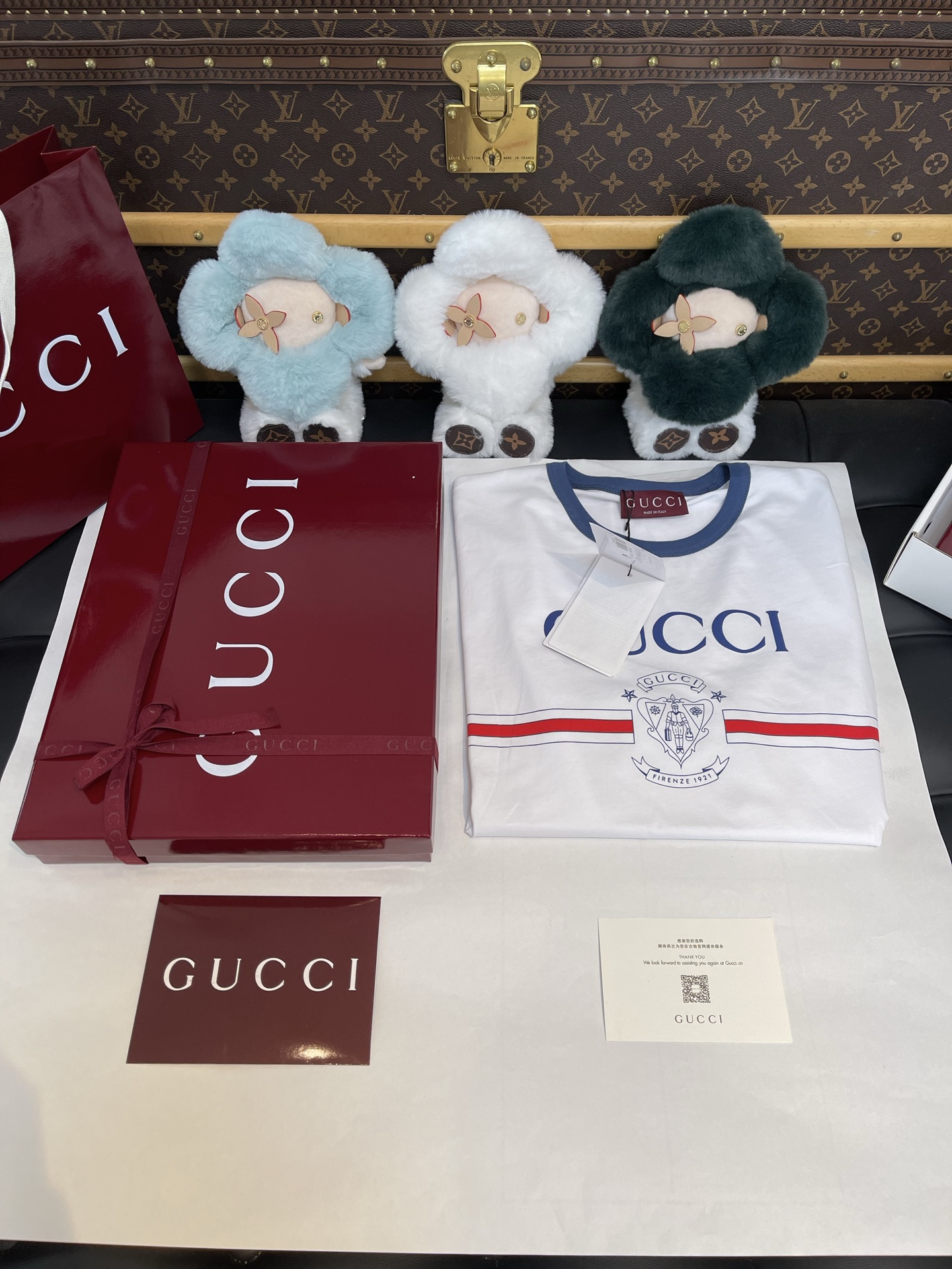 加升级全套礼盒发货
飞机盒 购物袋 礼盒 丝带 卡片 雪梨...