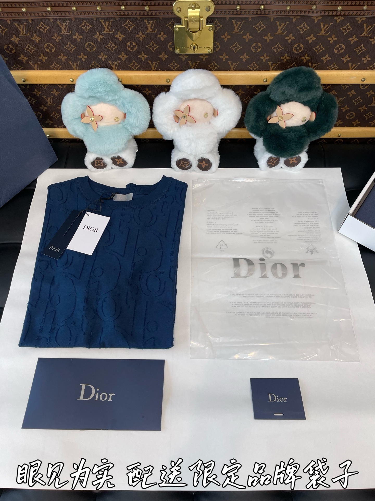 常规版发货 
品牌环保袋 雪梨纸 贴标