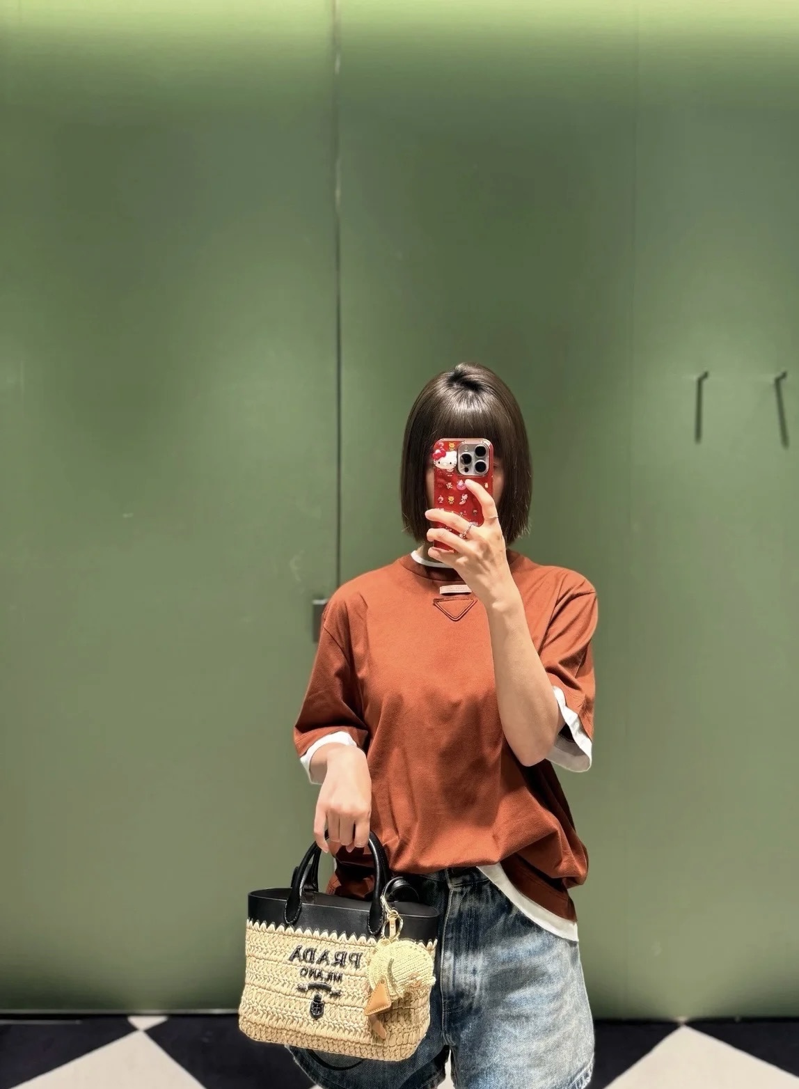 模特上身效果图。