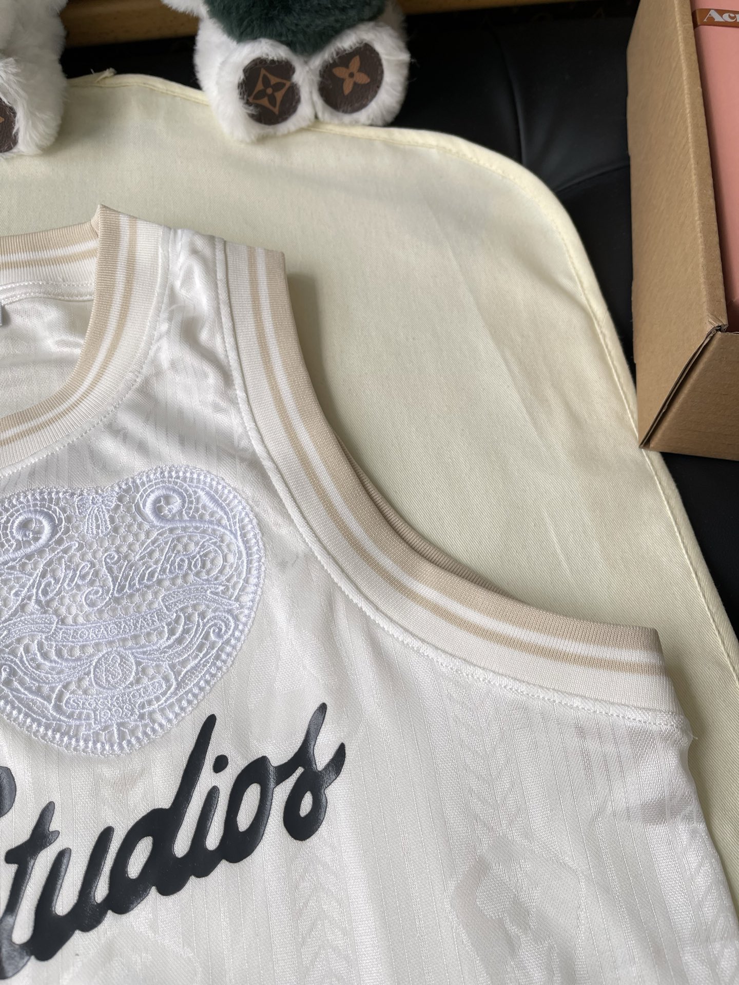 Number 13 Sleeveless Jersey — product photograph