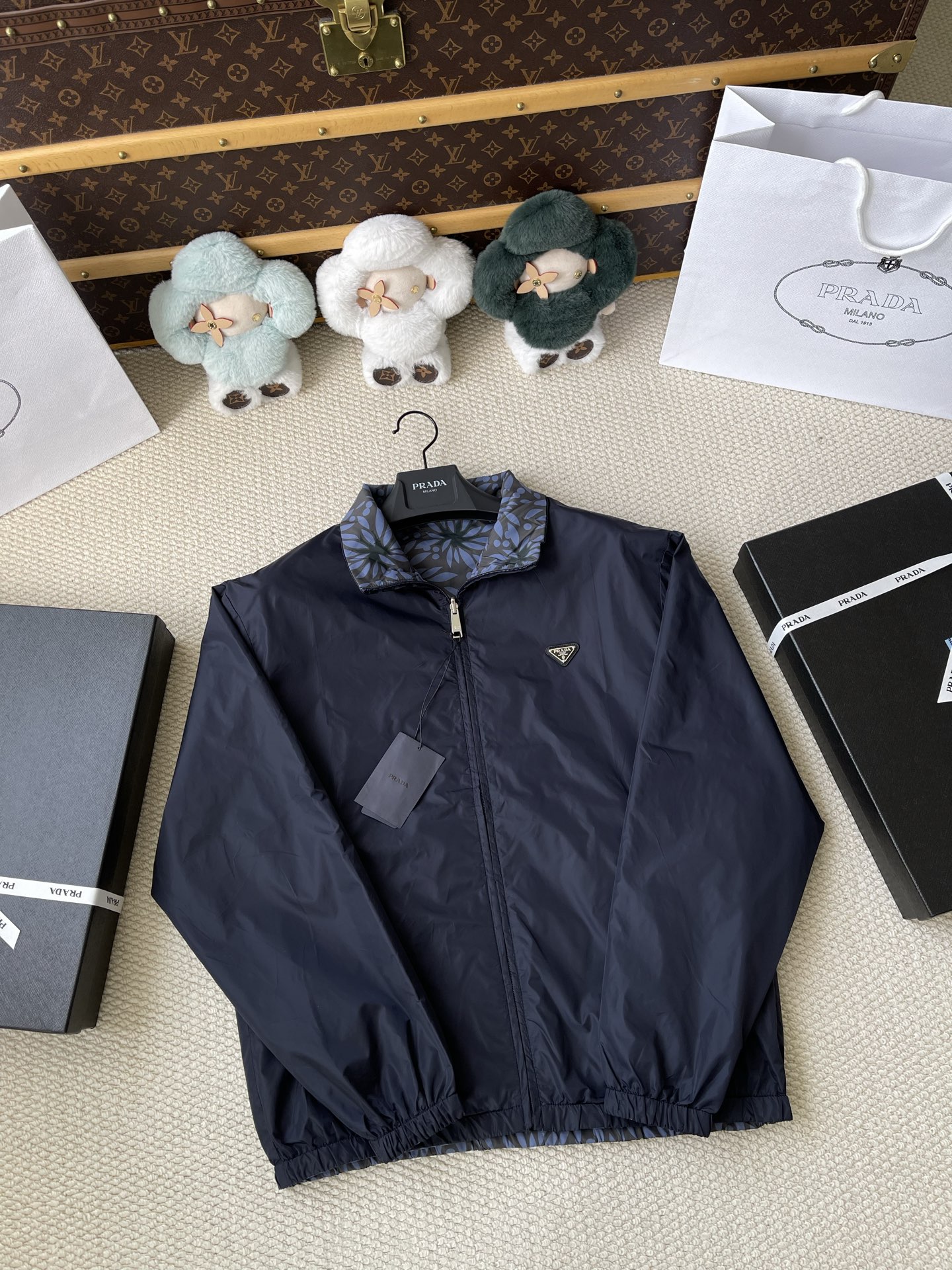 Leaf-Pattern Lined Zip Jacket — product photograph