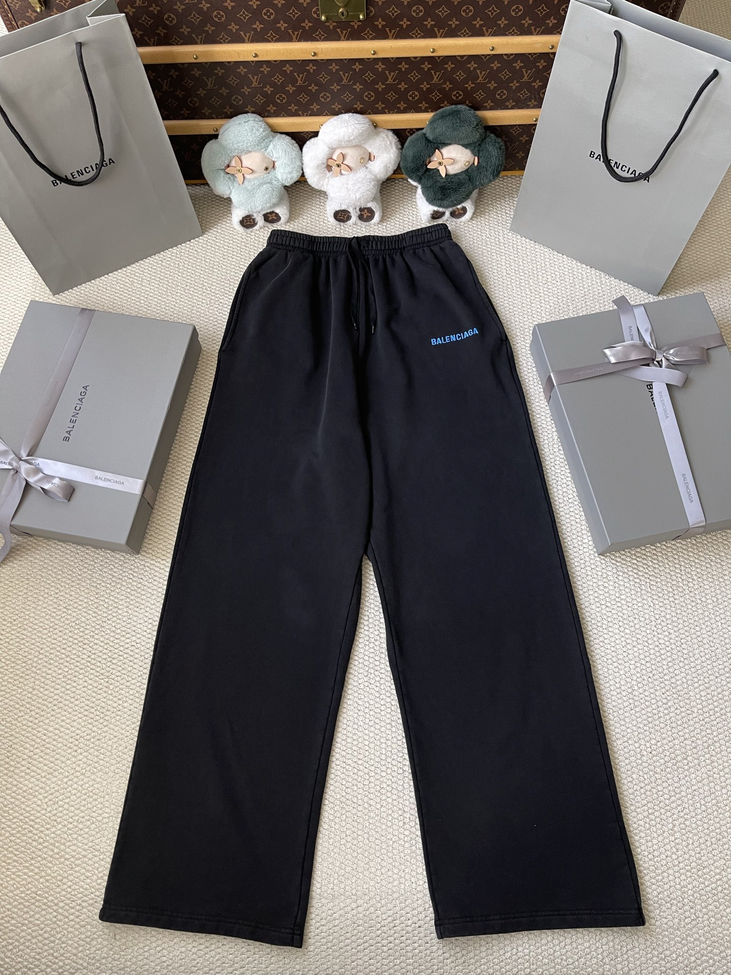 Blue-Wordmark Wide-Leg Sweatpants — product photograph