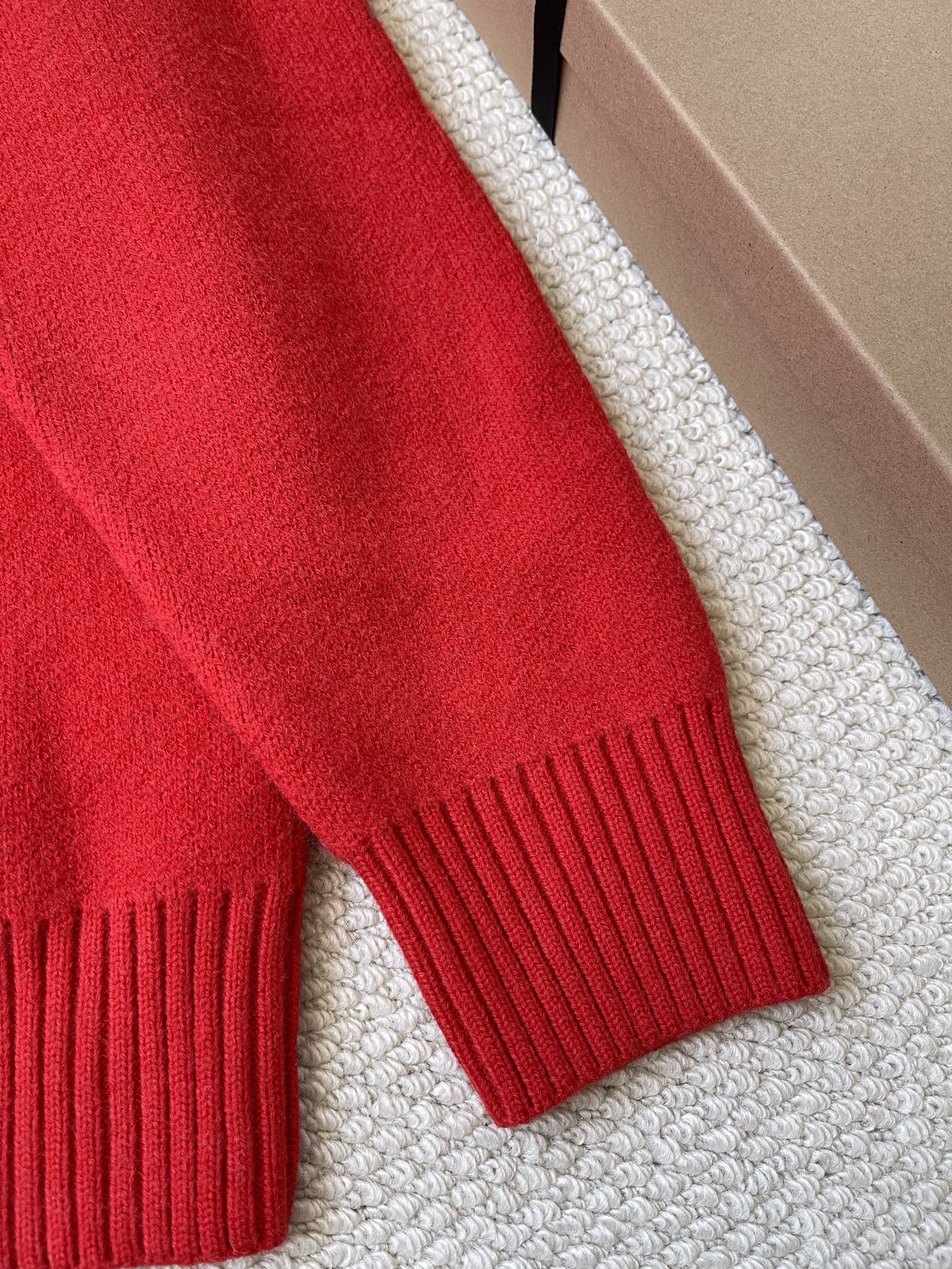 Large-Heart Crewneck Sweater — product photograph