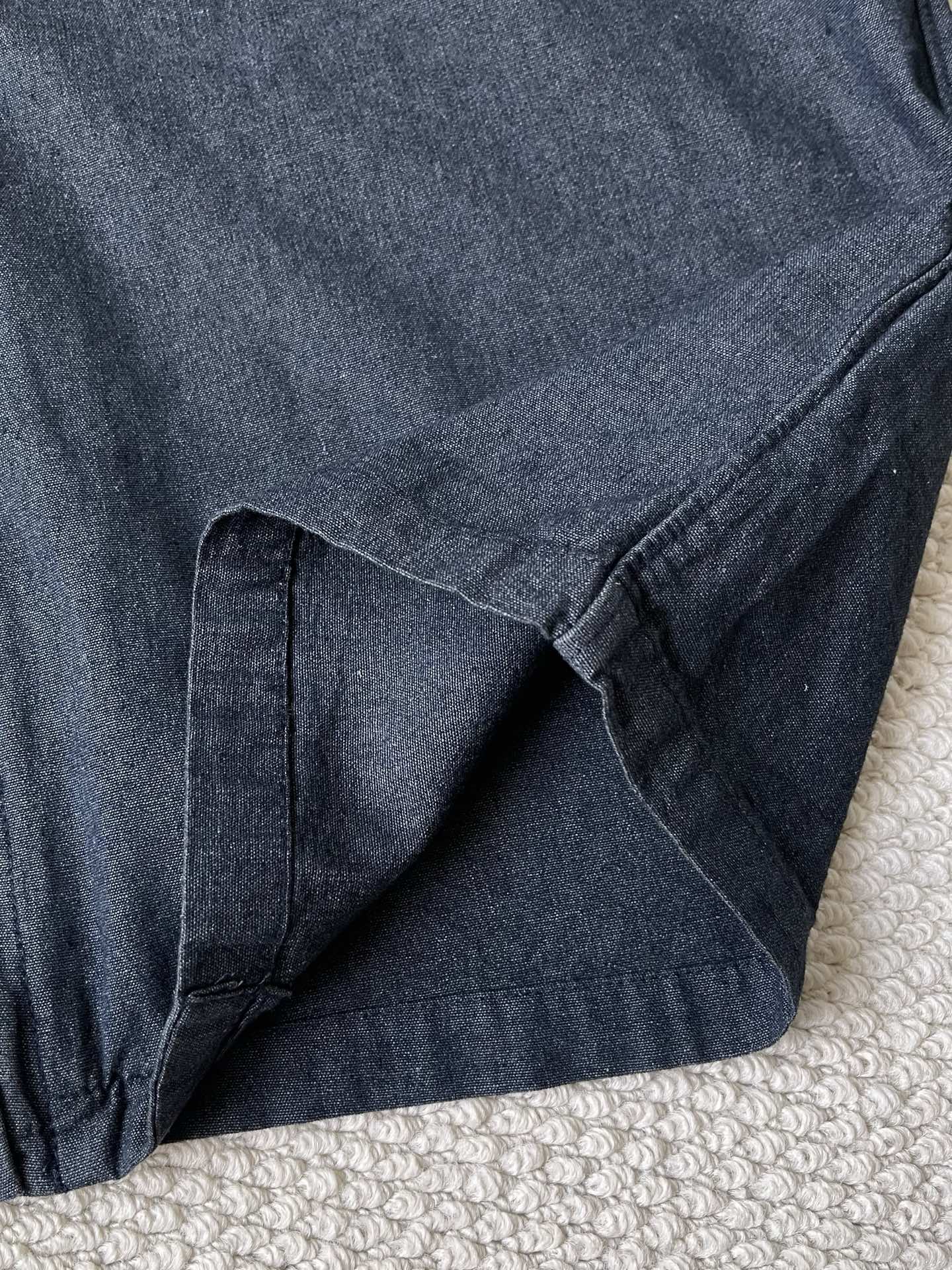 Triangle-Pocket Zip Overshirt — product photograph