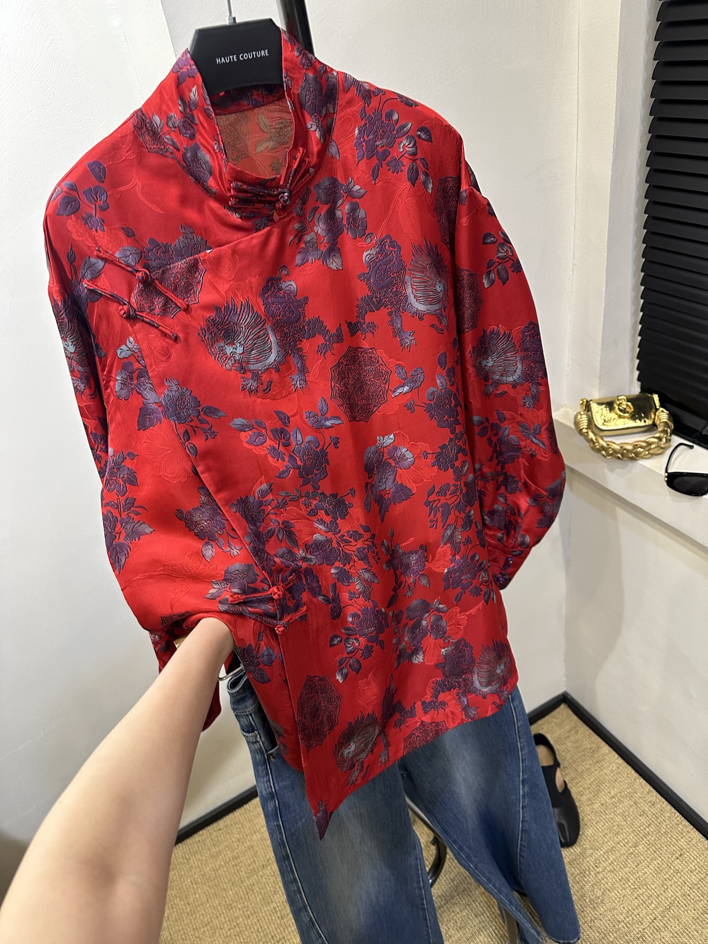 _dya9s3HzoU0VFyiUabFRQE85KKuzb4G5FiJcang