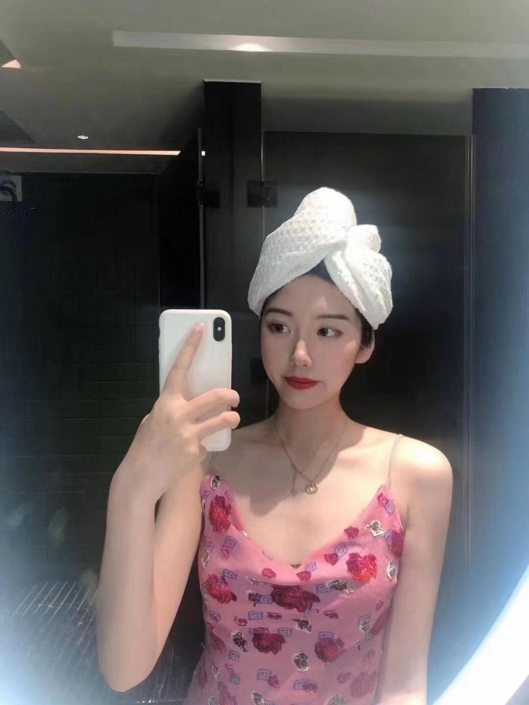 Spa-grade hair drying wrap designed to deliver an intensive, salon-quali - Comprehensive 4