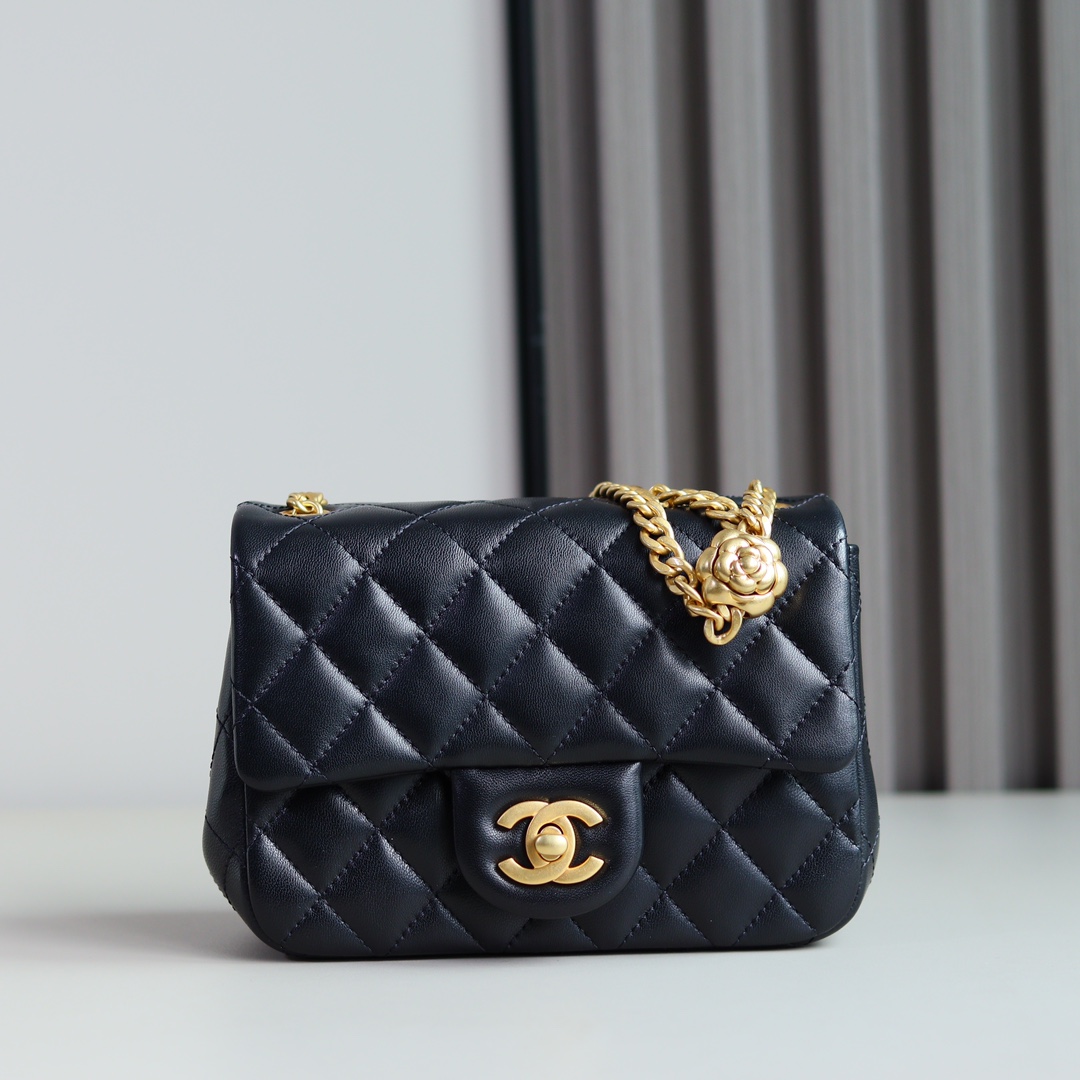 23S nuevo modelo de primavera y verano Camellia Square Fat Black ➿ El gran éxito de esta temporada, forma de bolso clás…