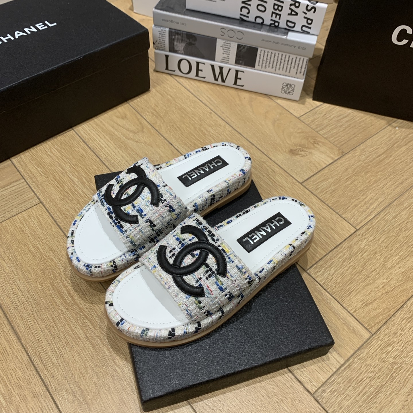 Chanel Women's CC Espadrille Slide Sandals - Stylish Summer Essential 2 i1742647986259 5904 0 3