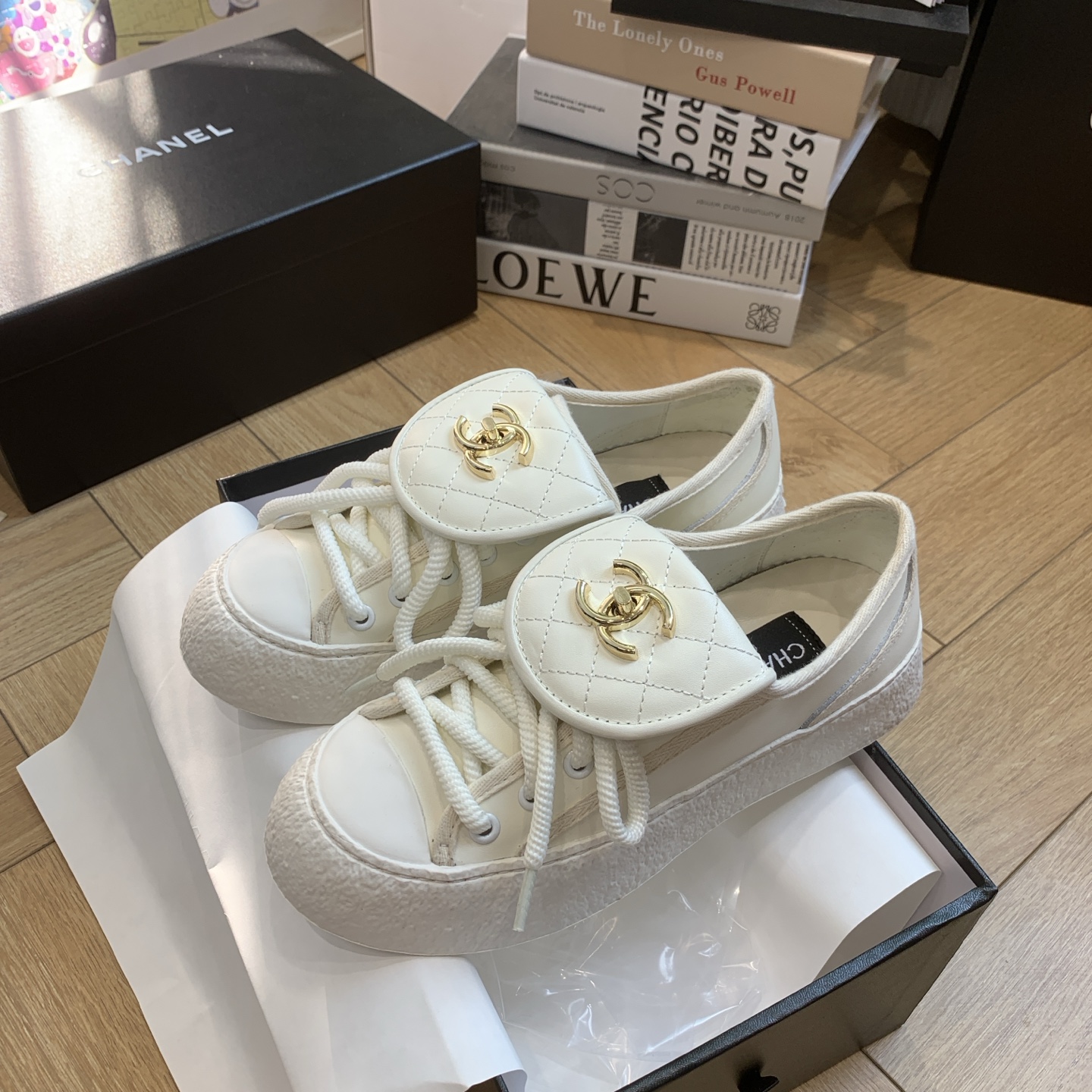 Chanel 2025 Spring/Summer Bookbag Buckle Canvas Casual Shoes and Slippers 5 i1743106955680 5455 0 2