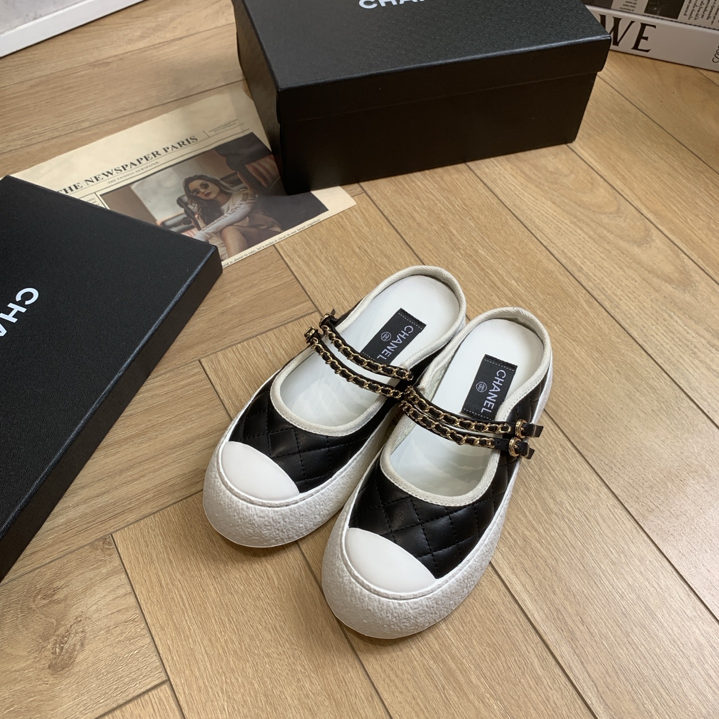 Chanel 24P Quilted Leather Mules with Chain Detail - Chic and Comfortable 3 i1744922185467 1704 0 0