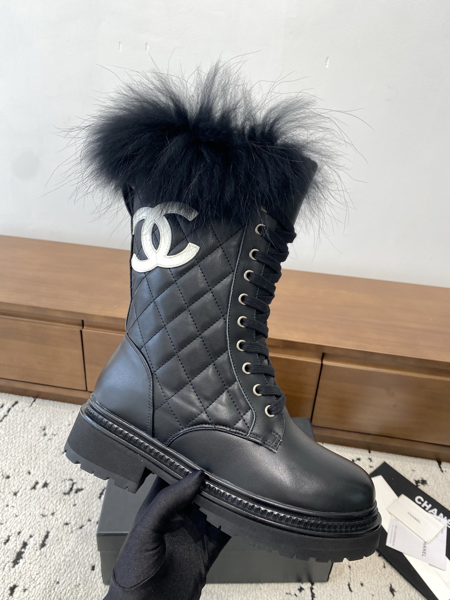 NO:489574,The high-version CHANEL 2025s autumn and winter series thick-soled mid-boots are made of imported cowhide, and a circle of mink hair is added to the boot mouth. The outer height is 5cm, which makes the legs look longer. Xiao Meimei likes it very much. This is a popular model created by Chanel this autumn and winter. In addition, the entire boot is made of full-grain cowhide, which is super comfortable to wear. This autumn and winter must have. The upper material is imported cowhide with mink hair. Size: 35-40 (40 custom made without return or exchange) Buy now Buy now Buy now Buy now Buy now Buy now Buy now Buy now Buy now Buy now Buy now Buy now Buy now Buy now Buy now Buy now Buy now Buy now Buy now Buy now Buy now Buy now Buy now Buy now Buy now Buy now Buy now Buy now Buy now Buy now Buy now Buy now Buy now Buy now Buy now Buy now Buy now Buy now Buy now Buy now Buy now Buy now Buy now Buy now Buy now Buy now Buy now Buy now Buy now Buy now Buy now Buy now Buy now Buy now Buy now Buy now Buy now Buy now Buy now Buy now Buy now Buy now Buy now Buy now Buy now Buy now Buy now Buy now Buy now Buy now Buy now Buy now Buy now Buy now Buy now Buy now Buy now Buy now Buy now Buy now Buy now Buy now Buy now Buy now Buy now Buy now Buy now Buy now Buy now Buy now Buy now Buy now Buy now Buy now Buy now Buy now Buy now Buy now Buy now Buy now Buy now Buy now Buy now Buy now Buy now Buy now Buy, boots, chanel, chanel, boots, cowhide19860909高版本 CHANEL 2025s秋冬系列厚底中靴,分别用进囗牛皮打造,靴囗上还增加了一圈貂毛,外增高度5cm超显腿长,小美美特别喜欢,这是香奈儿今年秋冬打造的爆款,加上整个靴用全粒面牛皮打造,上脚超级舒服,今年秋冬必备款 鞋面材质进囗牛皮配貂毛 码数:35-40(40定做不退不换) 立即抢购 立即抢购 立即抢购 立即抢购 立即抢购 立即抢购 立即抢购 立即抢购,靴子,chanel,chanel,boots,cowhide,Women's Shoes