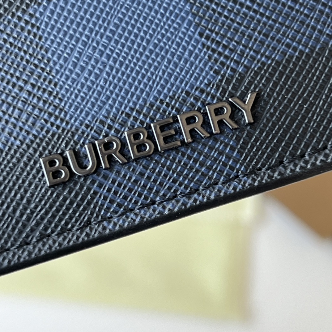 Burberry London 格纹拼皮革小卡包 装饰标志性格纹设计【B•家】 出品 4个卡位