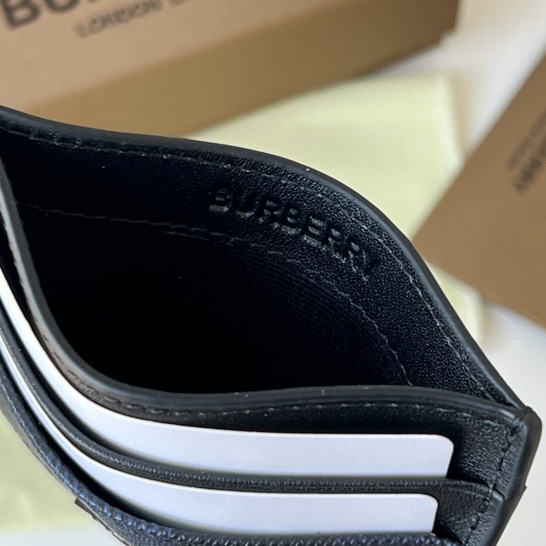 Burberry London 格纹拼皮革小卡包 装饰标志性格纹设计【B•家】 出品 4个卡位