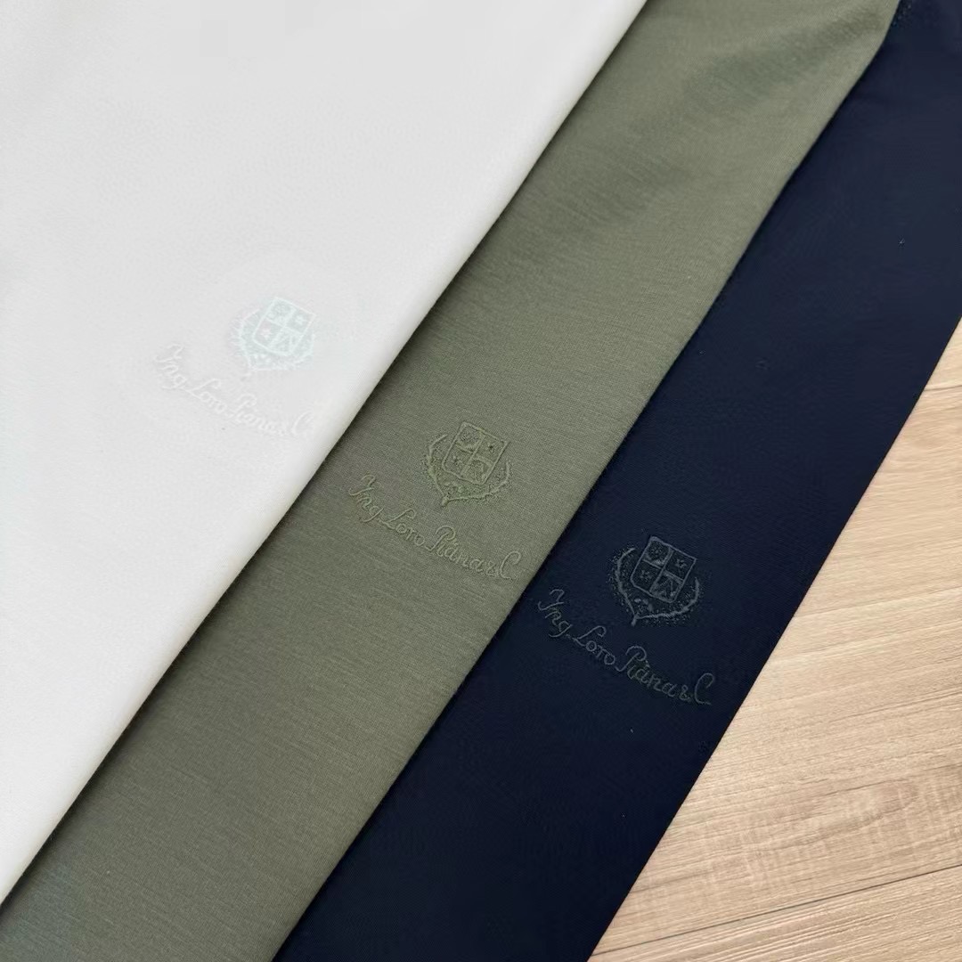 。 独家品质，定制面料Loro Piana刺绣字母LOGO男士短袖T恤，面料采用原版定制100%丝光棉，