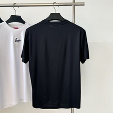 。 ISAIA意大利顶级奢饰品男装品牌 红珊瑚标识+顶级手工+现代色彩,是追求意式松弛优雅的顶奢之选。专 。 ISAIA意大利顶级奢饰品男装品牌 红珊瑚标识+顶级手工+现代色彩,是追求意式松弛优雅的顶奢之选。专