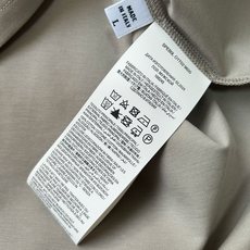 。 2026SS意大利Brioni独家品质,网球运动系列短袖T恤,面料采用原版定制100%丝光棉,触感柔 。 2026SS意大利Brioni独家品质,网球运动系列短袖T恤,面料采用原版定制100%丝光棉,触感柔