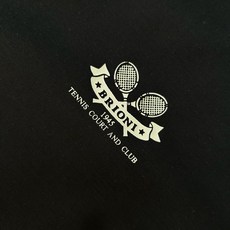 。 2026SS意大利Brioni独家品质,网球运动系列短袖T恤,面料采用原版定制100%丝光棉,触感柔 。 2026SS意大利Brioni独家品质,网球运动系列短袖T恤,面料采用原版定制100%丝光棉,触感柔