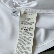 。 2026SS意大利Brioni独家品质全身双车线,区别于市场版本,字母刺绣系列短袖T恤,面料采用原版 。 2026SS意大利Brioni独家品质全身双车线,区别于市场版本,字母刺绣系列短袖T恤,面料采用原版