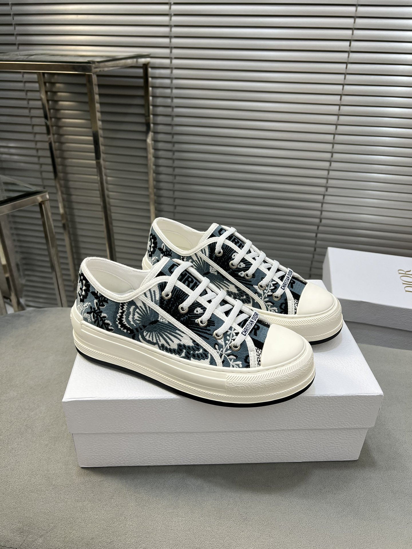 Dior Walk'n'Dior Embroidered Canvas Sneakers Heavy Duty Platform Shoes